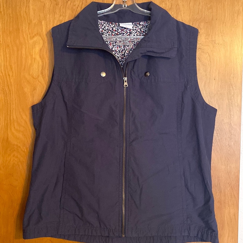 Columbia vest
